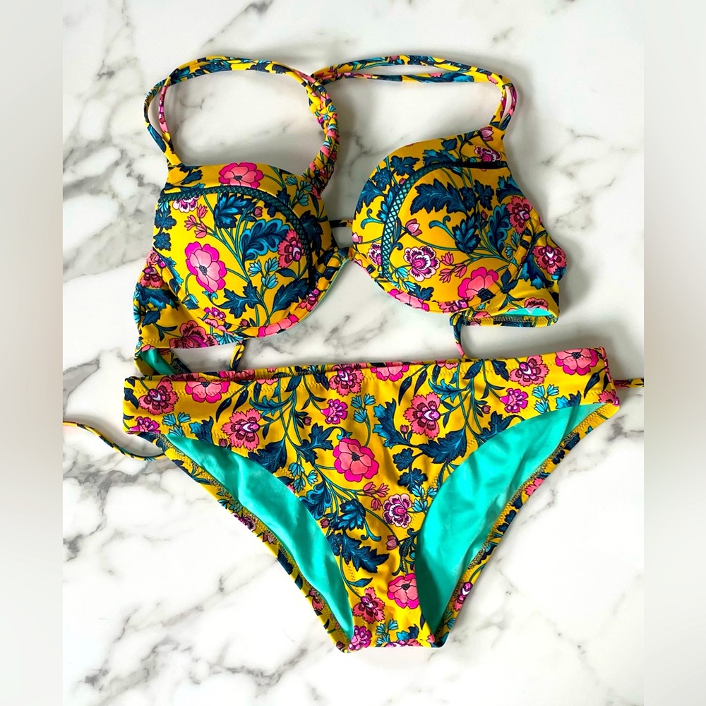Two piece bikini bathing suit